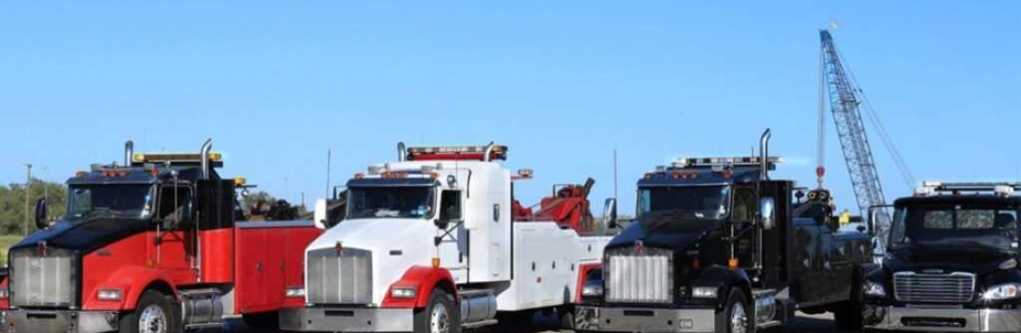 Towing's R Us's Store